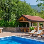 Stipe - Makarska By Guide *