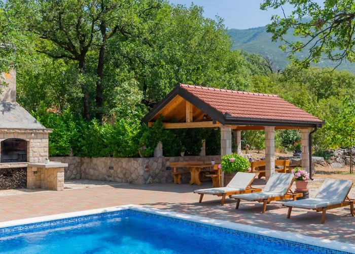 Stipe - Makarska By Guide *
