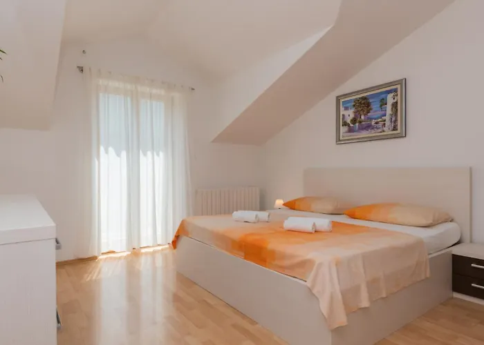 Stipe - Makarska By Guide *