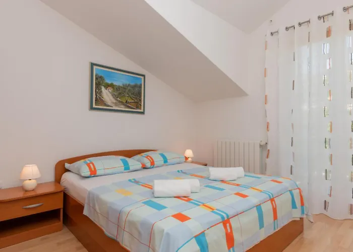 Villa Stipe - Makarska By Guide Rastovac (Marina, Split-Dalmatia)