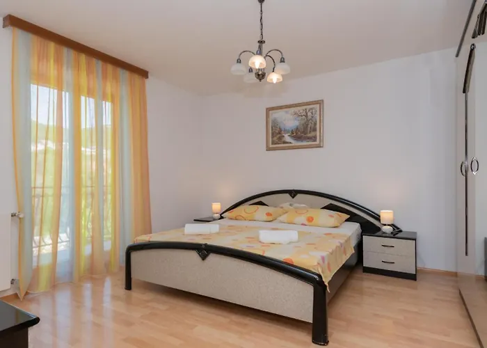 Stipe - Makarska By Guide Villa *
